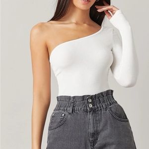 Shein white one should top